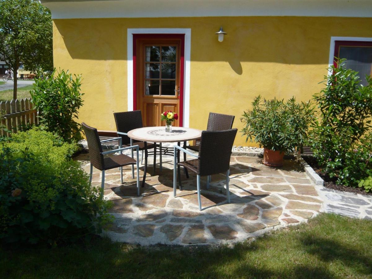 Landlust-Ferienhaus Am Rosenhof Hartberg Exterior photo
